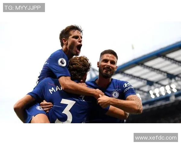 德甲焦点战曼城与皇马激战成平局红牌争议引发全场热议